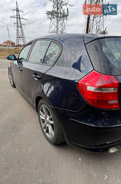 Хэтчбек BMW 1 Series 2007 в 