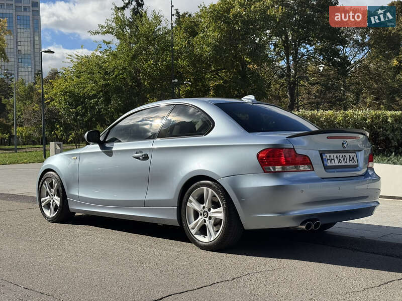 Купе BMW 1 Series 2010 в Одессе