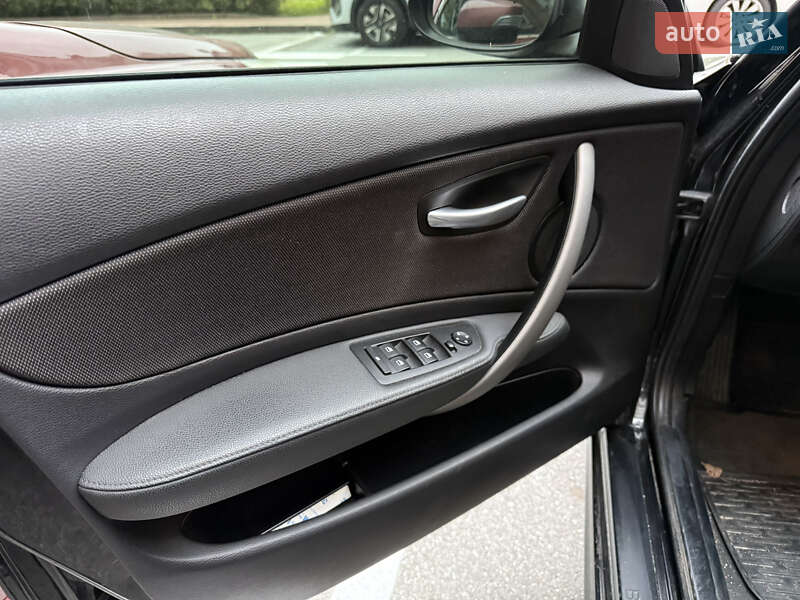 Хэтчбек BMW 1 Series 2008 в Киеве фото 8 Хэтчбек BMW 1 Series 2008 в Киеве