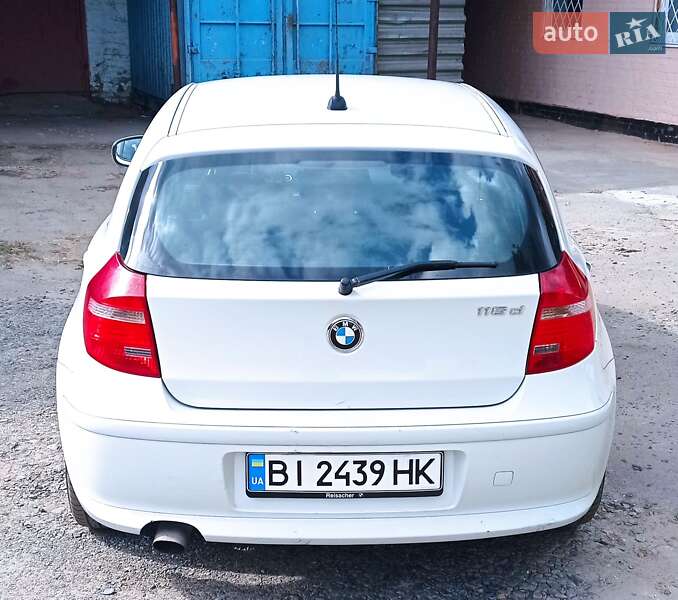 Хэтчбек BMW 1 Series 2009 в Лубнах