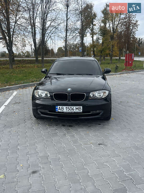 Хэтчбек BMW 1 Series 2010 в Тульчине фото 3 Хэтчбек BMW 1 Series 2010 в Тульчине