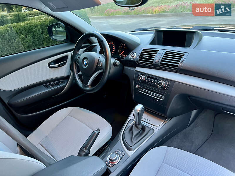 Хэтчбек BMW 1 Series 2010 в Тульчине фото 30 Хэтчбек BMW 1 Series 2010 в Тульчине