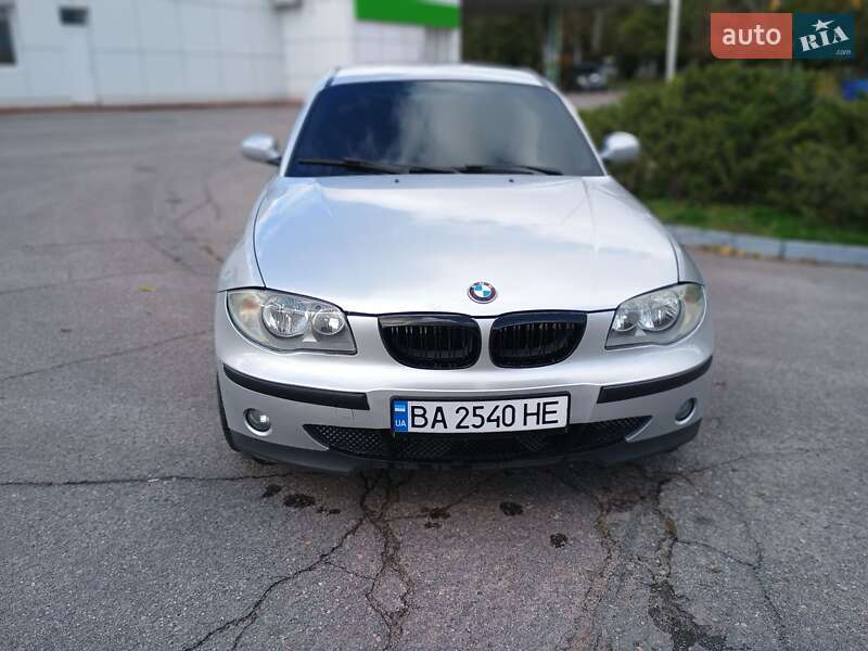 Хэтчбек BMW 1 Series 2005 в Кропивницком