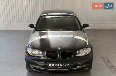 Хэтчбек BMW 1 Series 2009 в 