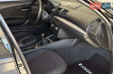 Хэтчбек BMW 1 Series 2009 в 