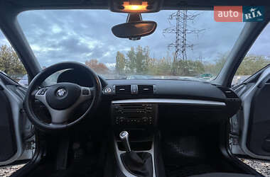 Хэтчбек BMW 1 Series 2005 в  фото 14 Хэтчбек BMW 1 Series 2005 в