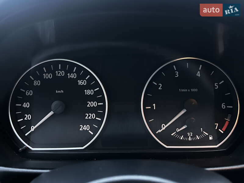 Хэтчбек BMW 1 Series 2005 в Харькове