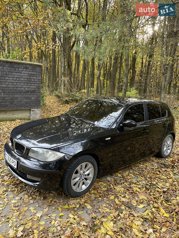 Хэтчбек BMW 1 Series 2007 в Львове фото 3 Хэтчбек BMW 1 Series 2007 в Львове