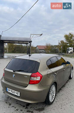 Хэтчбек BMW 1 Series 2006 в  фото 4 Хэтчбек BMW 1 Series 2006 в