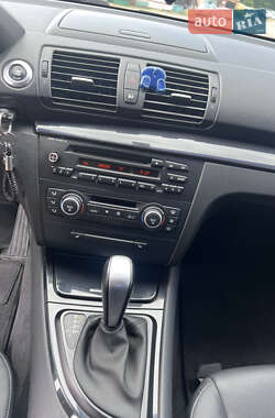 Купе BMW 1 Series 2008 в 