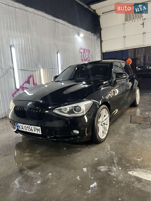 Хетчбек BMW 1 Series 2011 в Києві фото 10 Хетчбек BMW 1 Series 2011 в Києві