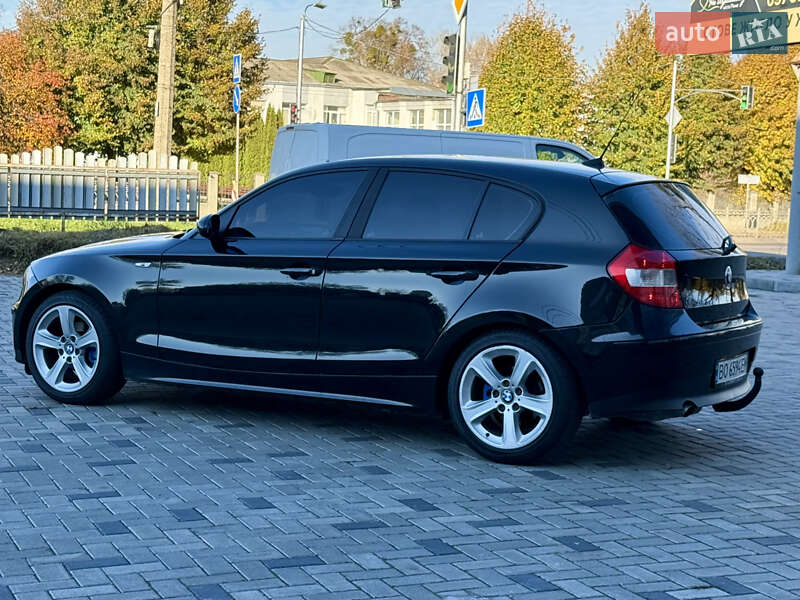 Хэтчбек BMW 1 Series 2005 в Ровно