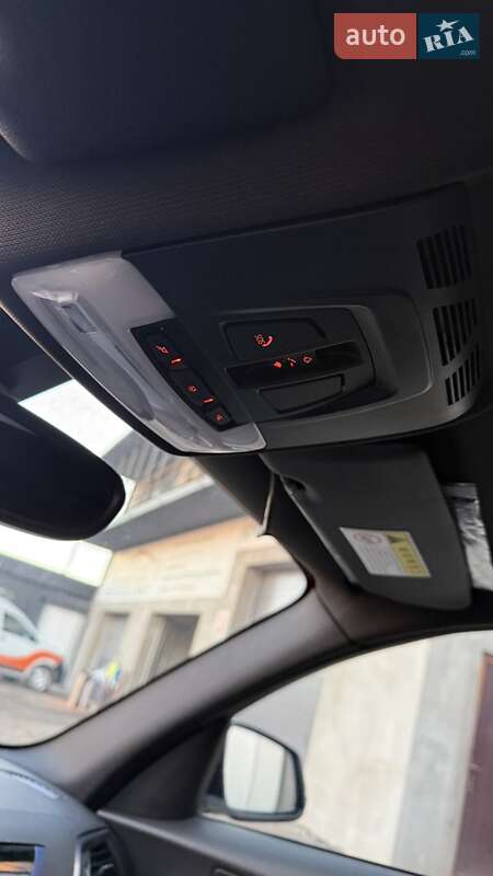 Хэтчбек BMW 1 Series 2017 в Тернополе фото 28 Хэтчбек BMW 1 Series 2017 в Тернополе