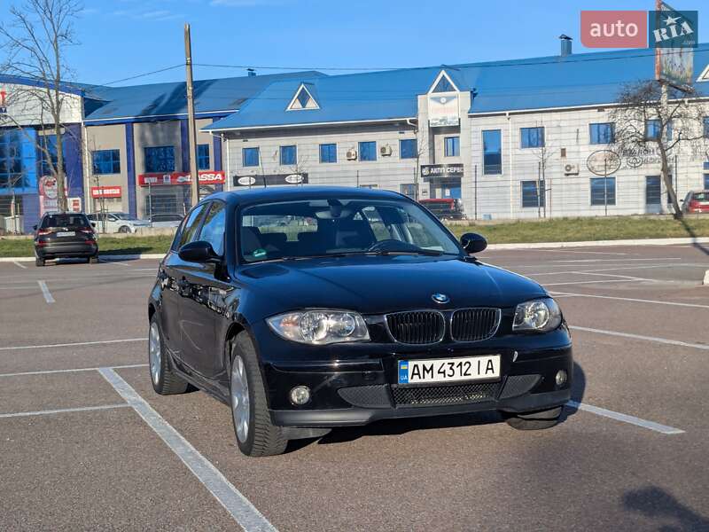 Хэтчбек BMW 1 Series 2006 в Житомире фото 8 Хэтчбек BMW 1 Series 2006 в Житомире