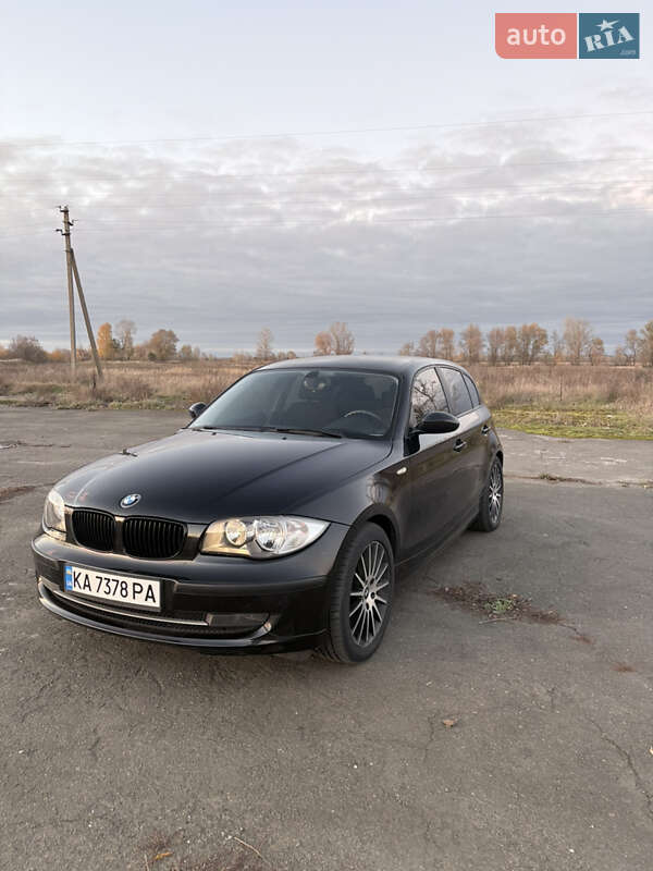 Хэтчбек BMW 1 Series 2007 в Киеве фото 3 Хэтчбек BMW 1 Series 2007 в Киеве