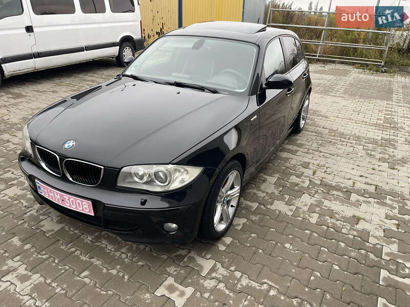 Хэтчбек BMW 1 Series 2006 в Киеве