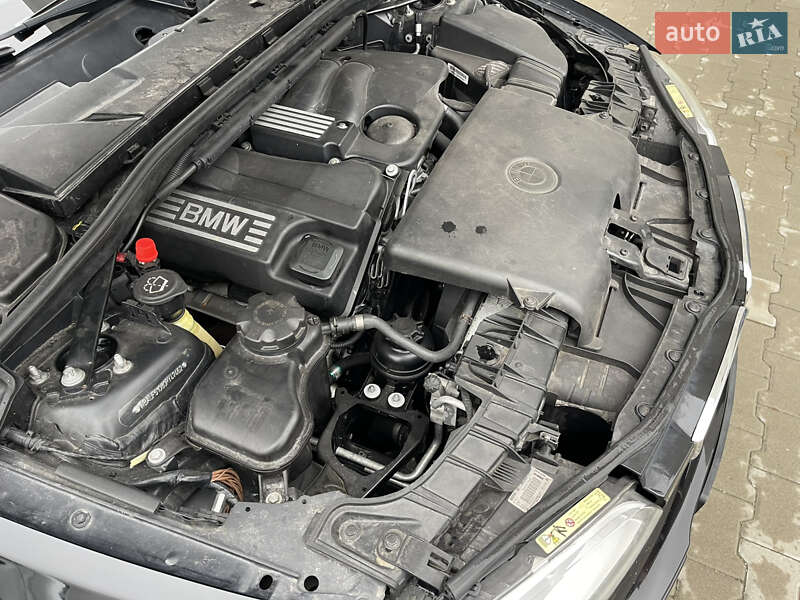 Хэтчбек BMW 1 Series 2006 в Киеве