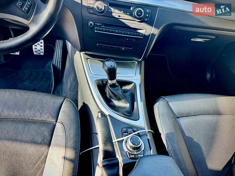 Купе BMW 1 Series 2011 в Киеве фото 9 Купе BMW 1 Series 2011 в Киеве