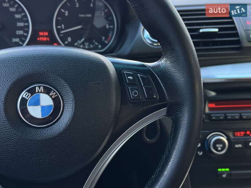 Хэтчбек BMW 1 Series 2008 в Киеве