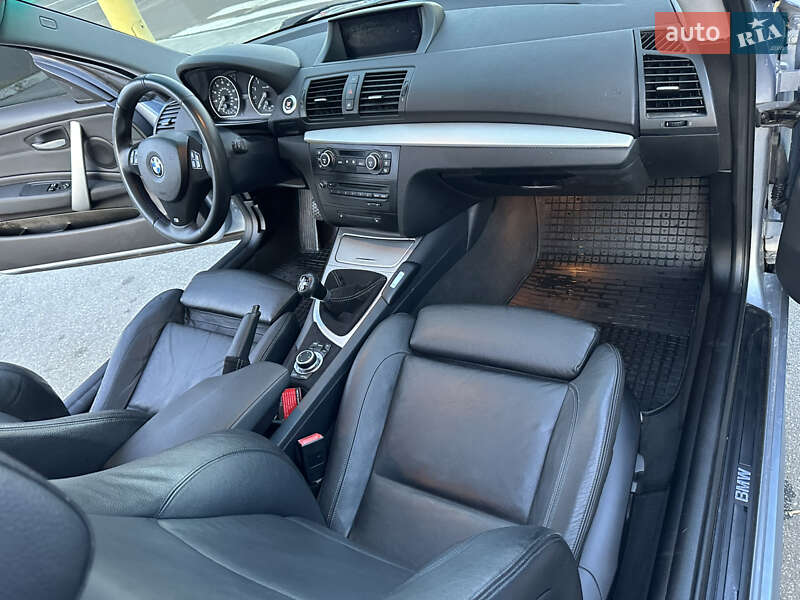 Купе BMW 1 Series 2009 в Киеве
