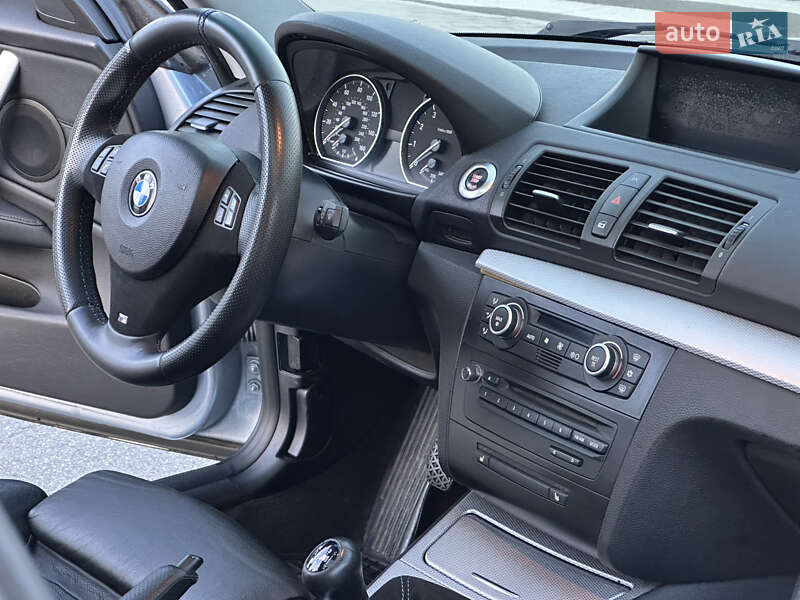 Купе BMW 1 Series 2009 в Киеве