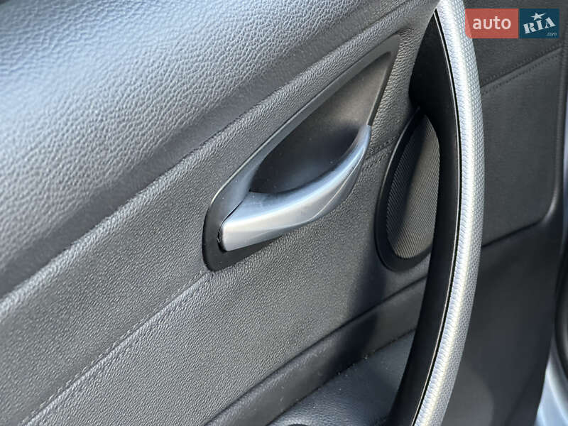 Купе BMW 1 Series 2009 в Киеве