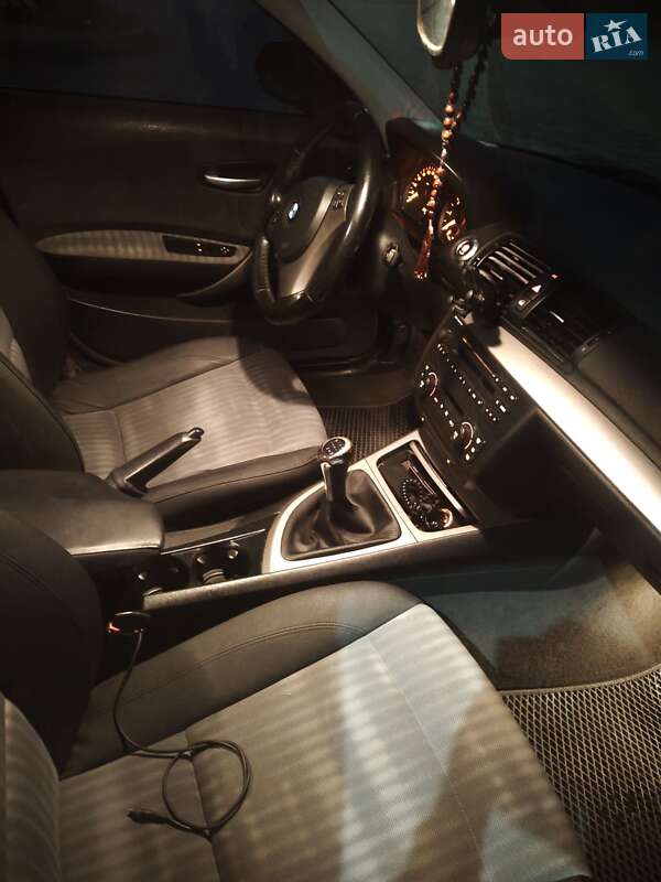 Хэтчбек BMW 1 Series 2006 в Черкассах фото 11 Хэтчбек BMW 1 Series 2006 в Черкассах