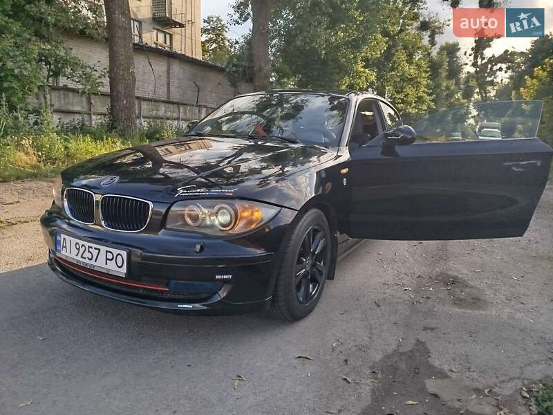 Купе BMW 1 Series 2007 в Киеве фото 7 Купе BMW 1 Series 2007 в Киеве