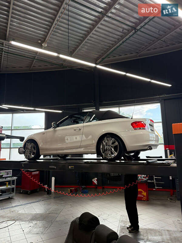 Кабріолет BMW 1 Series 2013 в Дніпрі