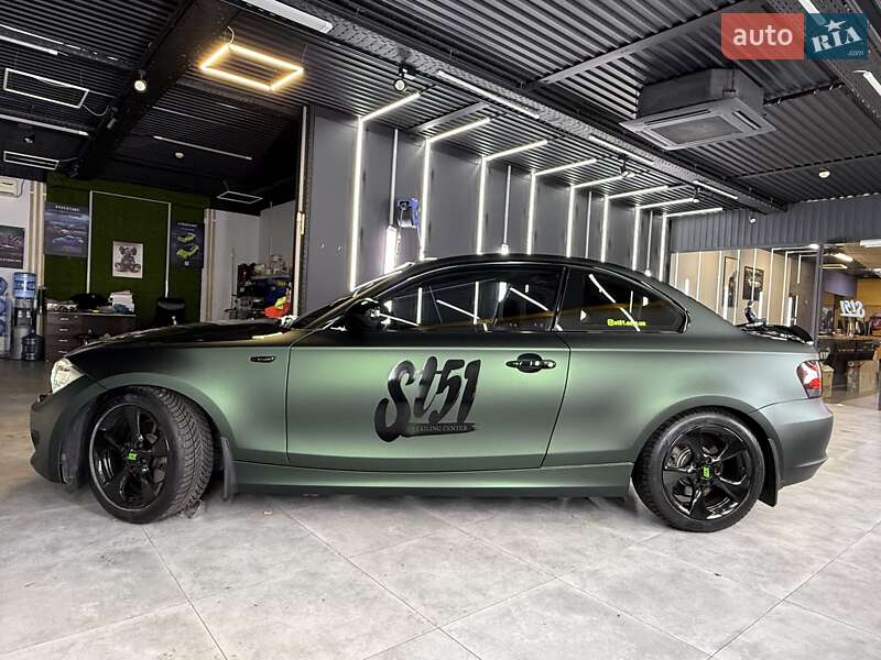 Купе BMW 1 Series 2012 в Киеве