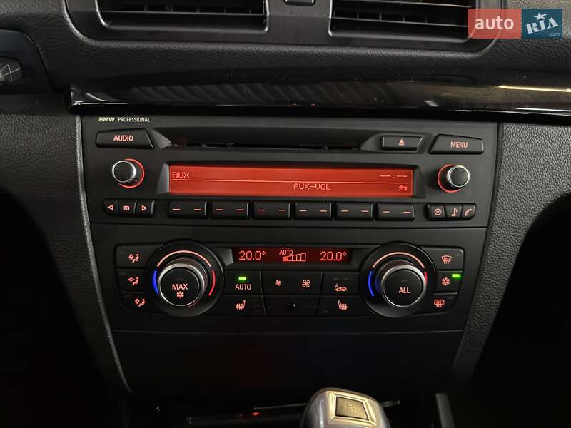 Купе BMW 1 Series 2012 в Киеве