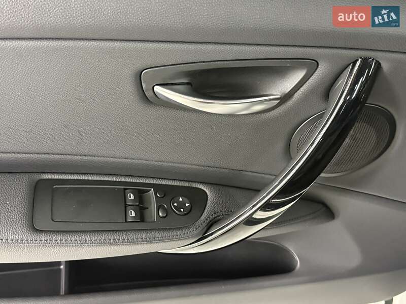 Купе BMW 1 Series 2012 в Киеве