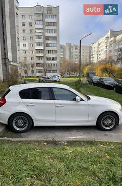 Хэтчбек BMW 1 Series 2010 в Львове