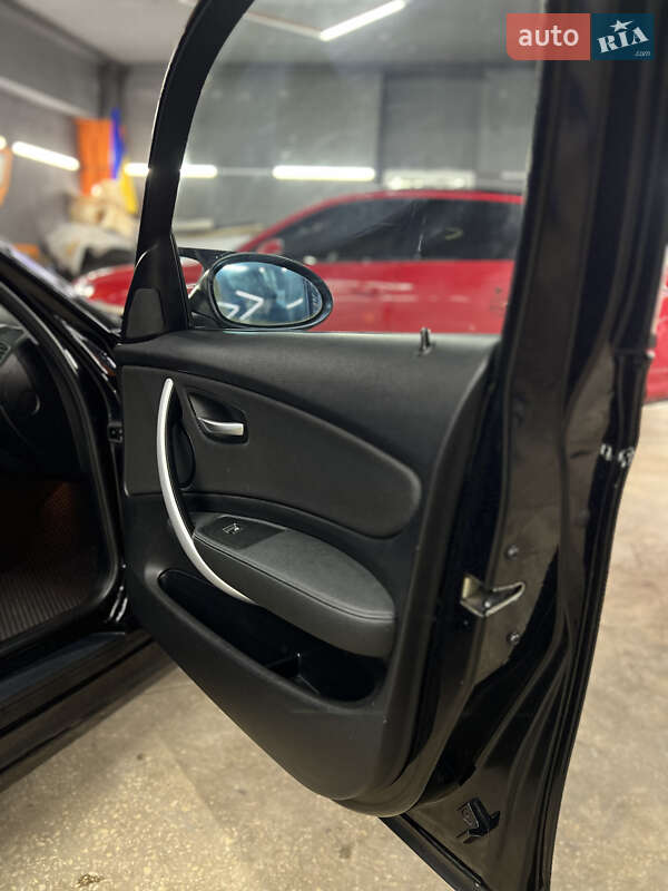 Хэтчбек BMW 1 Series 2007 в Харькове фото 14 Хэтчбек BMW 1 Series 2007 в Харькове