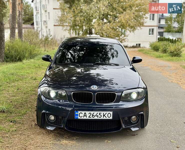 Хэтчбек BMW 1 Series 2006 в Киеве