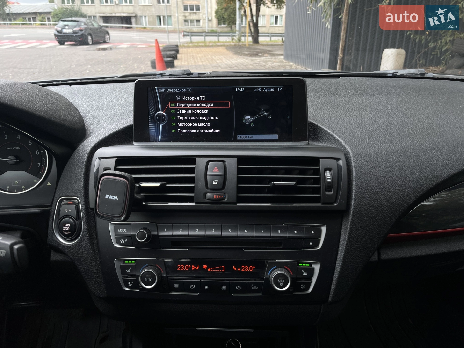 2011 BMW 1er - мініатюра 17
