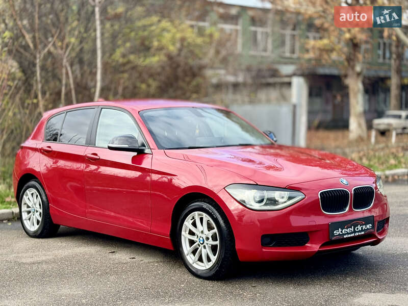 Хэтчбек BMW 1 Series 2012 в Николаеве