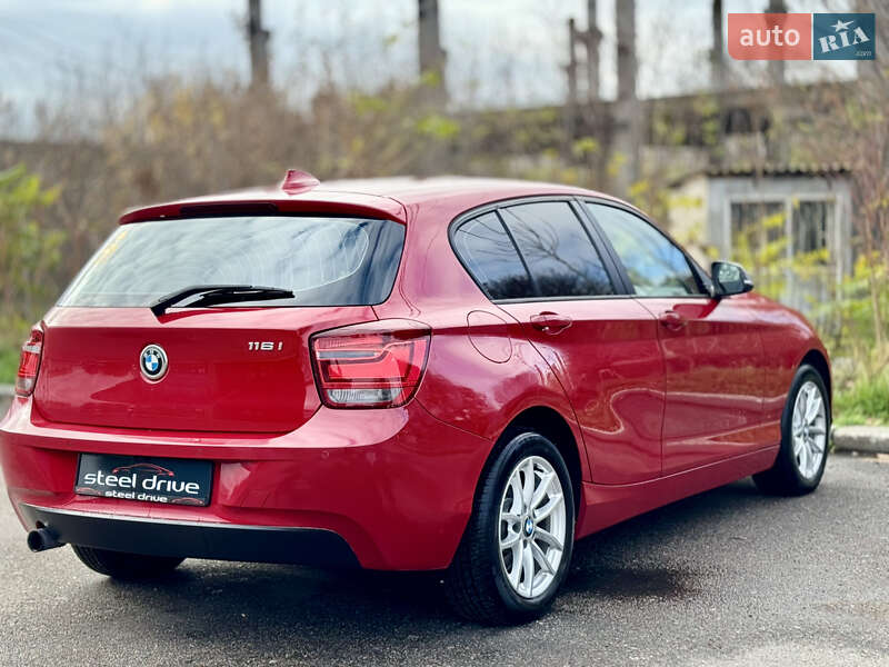 Хэтчбек BMW 1 Series 2012 в Николаеве