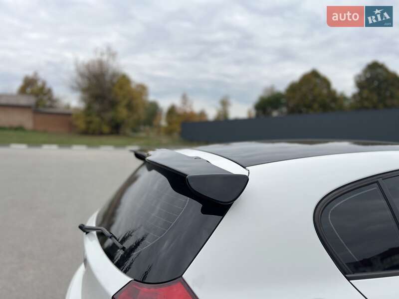 Хэтчбек BMW 1 Series 2010 в Богуславе фото 15 Хэтчбек BMW 1 Series 2010 в Богуславе