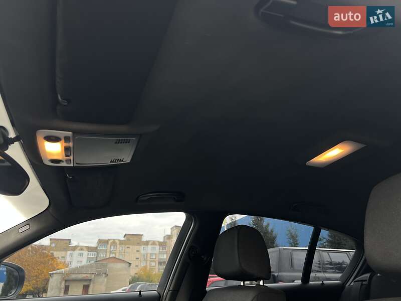 Хэтчбек BMW 1 Series 2010 в Богуславе фото 32 Хэтчбек BMW 1 Series 2010 в Богуславе