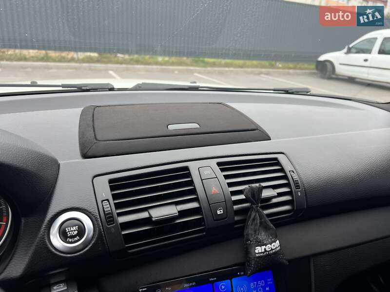 Хэтчбек BMW 1 Series 2010 в Богуславе фото 44 Хэтчбек BMW 1 Series 2010 в Богуславе