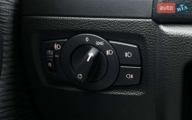 Хетчбек BMW 1 Series 2010 в Львові