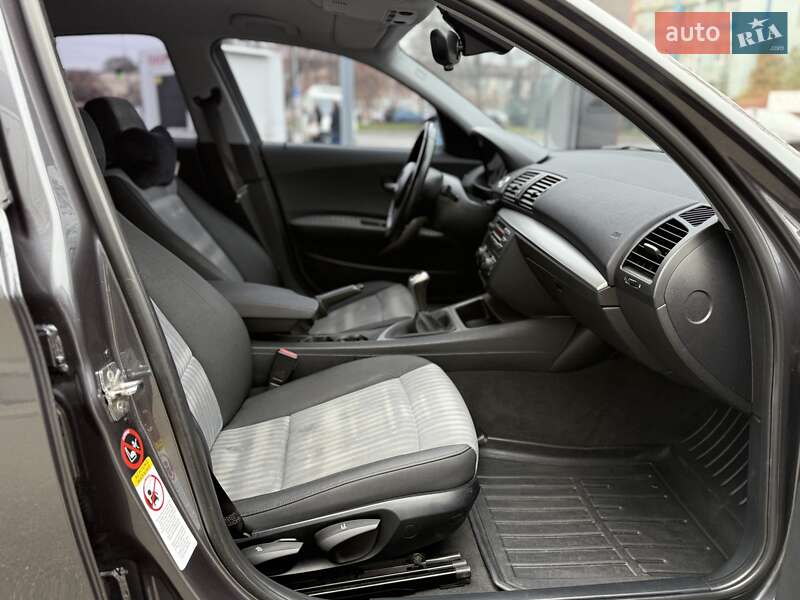 Хэтчбек BMW 1 Series 2006 в Киеве фото 12 Хэтчбек BMW 1 Series 2006 в Киеве