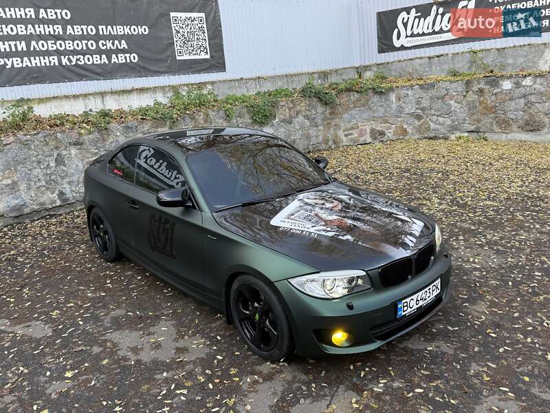 Купе BMW 1 Series 2012 в Киеве