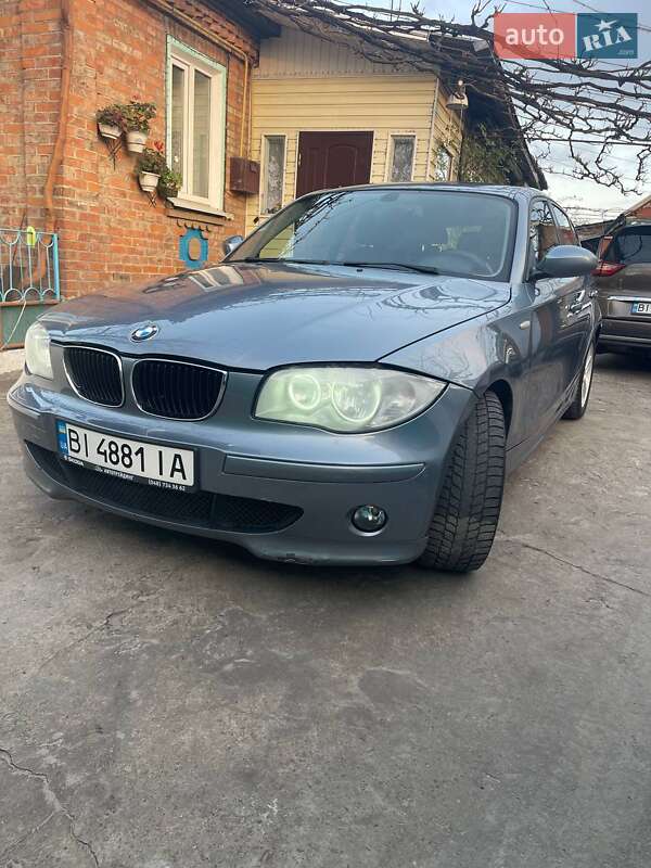 Хэтчбек BMW 1 Series 2005 в Светловодске фото Хэтчбек BMW 1 Series 2005 в Светловодске