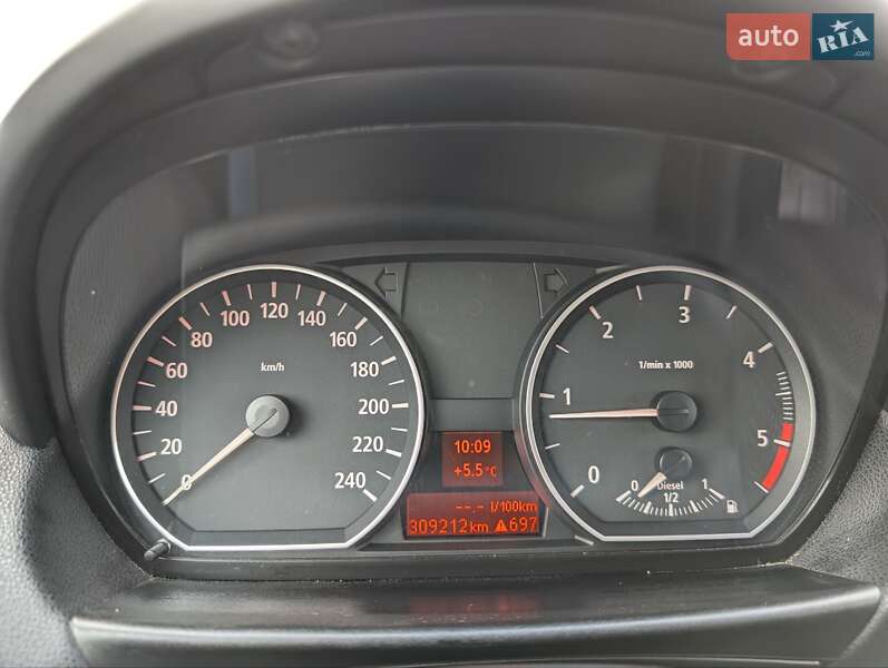 Хэтчбек BMW 1 Series 2005 в Буче