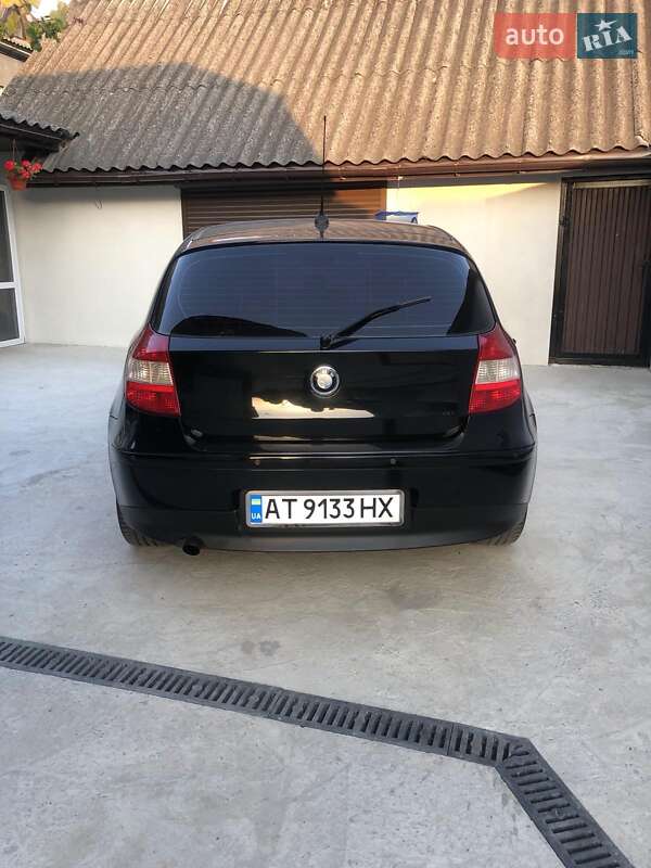 Хэтчбек BMW 1 Series 2006 в Калуше фото 5 Хэтчбек BMW 1 Series 2006 в Калуше