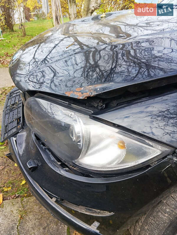 Хэтчбек BMW 1 Series 2006 в Вышгороде