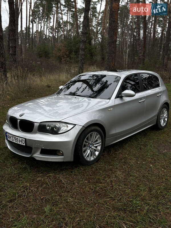 Хэтчбек BMW 1 Series 2006 в Житомире