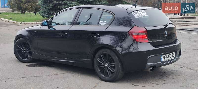 Хэтчбек BMW 1 Series 2009 в Каменском